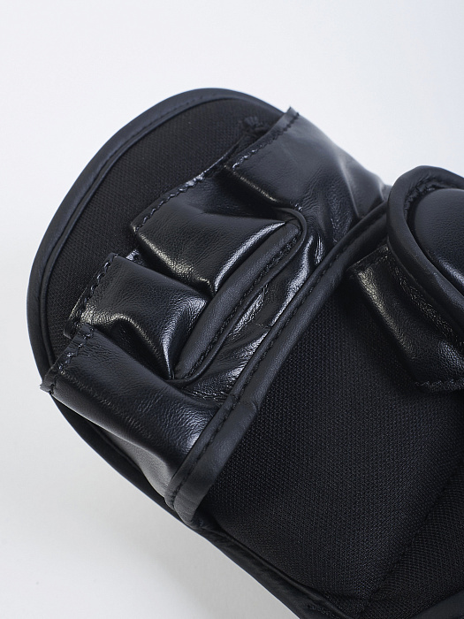 Перчатки MMA IMPACT SPARRING black