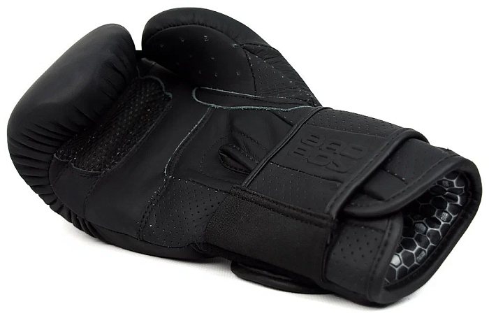 Боксерские перчатки Bad Boy Legacy Prime Boxing Gloves Black/Black