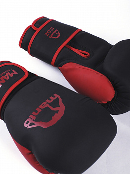 Боксерские перчатки Manto ESSENTIAL black-red