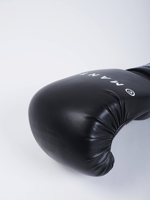 Боксерские перчатки Manto IMPACT Black