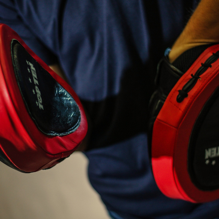 Лапа MMA TOP TEN Ultimate Coaching Mitt Gold Series