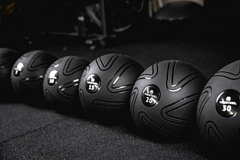 Мяч EVO SLAMBALL черный