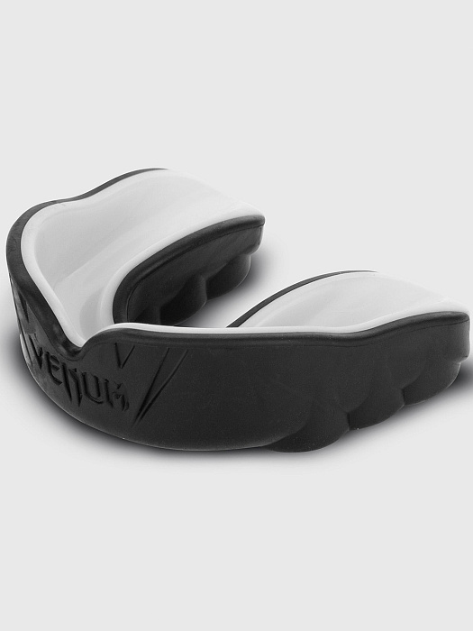 Капа боксерская Venum Challenger Black/White